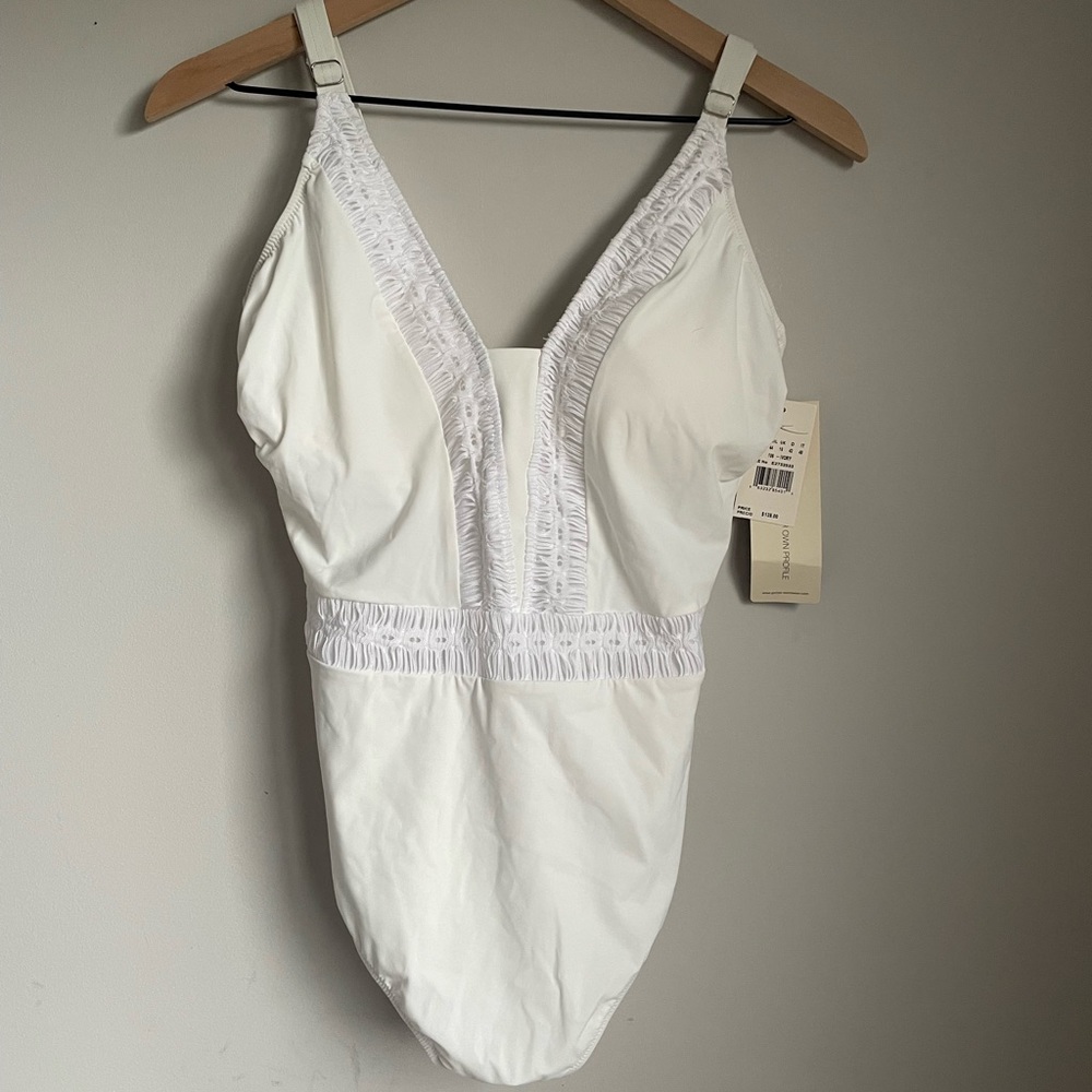 NWT Gottex One Piece Bathing Suit